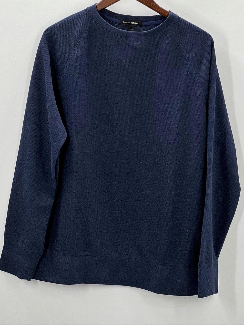 485 Banana Republic Men's Waffle Crew Sweatshirt Blue Large